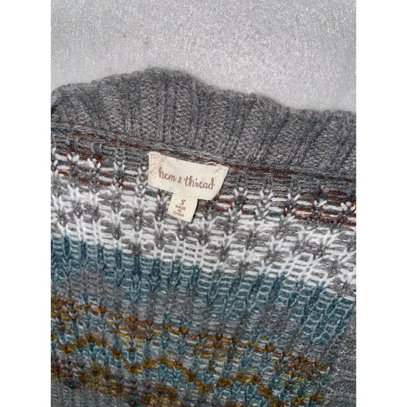 Hem and Thread Chevron Stripe Weave Cardigan Gray Brown White Blue Sweater Sz S - Picture 2 of 3